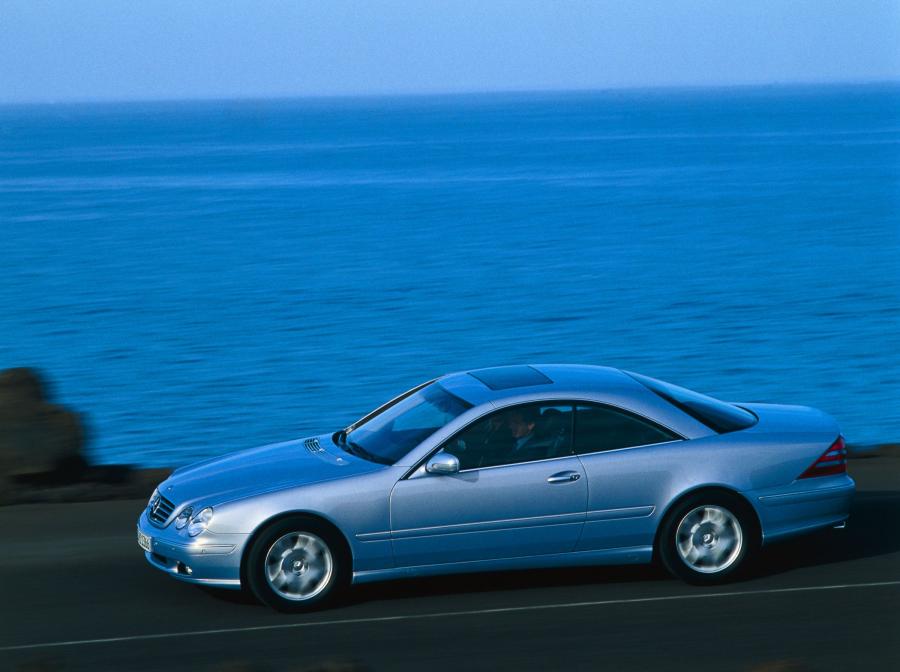  Mercedes-Benz CL-Class 1993 года  (фото 15 из 27)